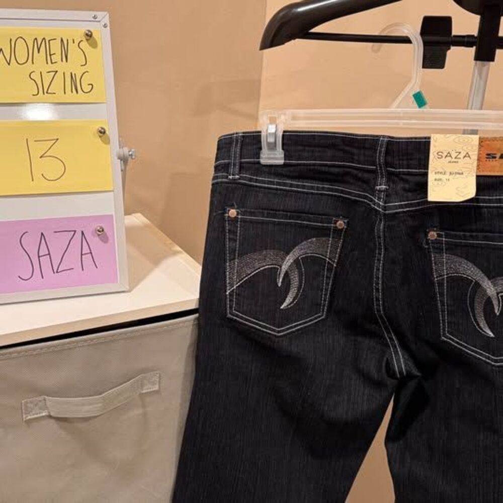 NWT SAZA Junior's Jeans Size 13